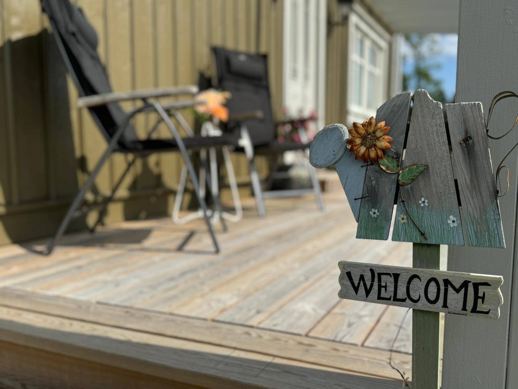 Ny Laegenhet I Vesene Apartment Ljung Exterior foto